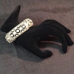 Shinny silver tone & gemstone stretch bracelet